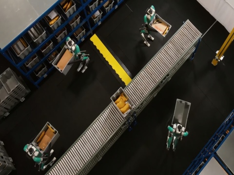 RoboFab- Nhà máy sản xuất robot hình người đầu tiên trên thế giới